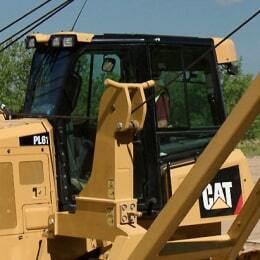 Трубоукладчик Caterpillar 561M